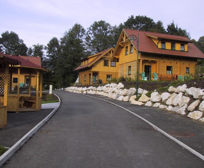 Oeko Feriendorf Schlierbach Exterior photo
